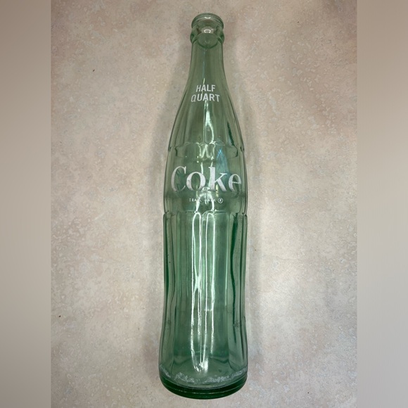 Vintage Coca Cola Green Glass Bottle 16 fl. oz. 1/2 Quart - Picture 8 of 16